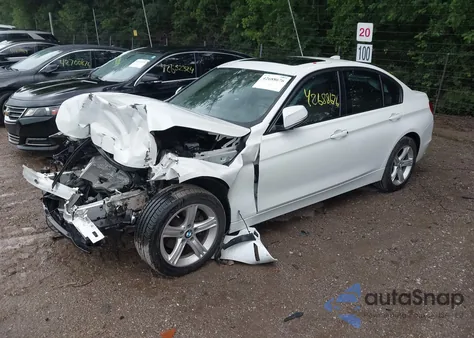 2015 BMW 328 Xi Sulev из США, поврежденный, VIN WBA3B5G53FNS15693